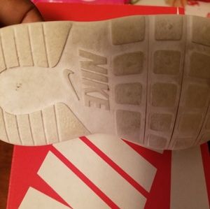 Toddler Nike white check mark